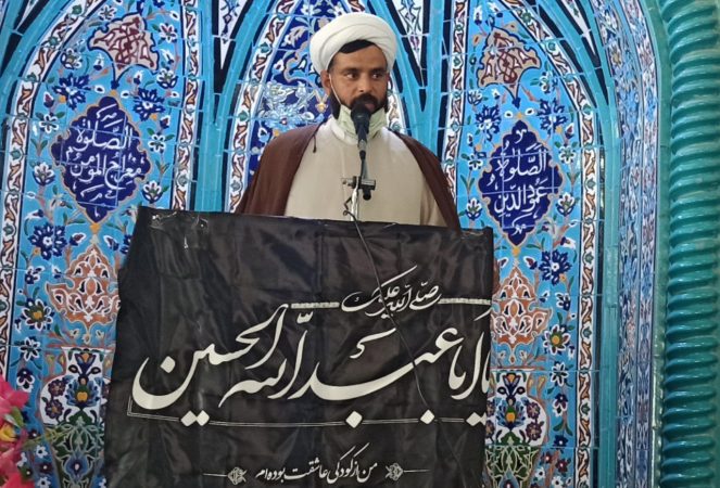 انداختن مشکلات به گردن تحریم به معنای شانه خالی کردن از زیر بار مسئولیت است