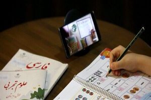 قریب به ۳ هزار دانش آموز فهرجی گوشی و تبلت ندارند