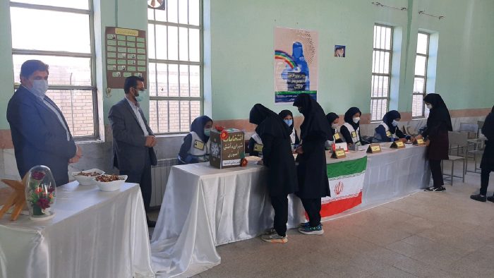 شوراهای دانش آموزی بازوی فکری مدارس هستند