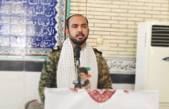 بسیج به ولایت و ملت متعهد است؛ نه از اخم کسی میترسد و نه برای لبخند کسی تره خرد میکند