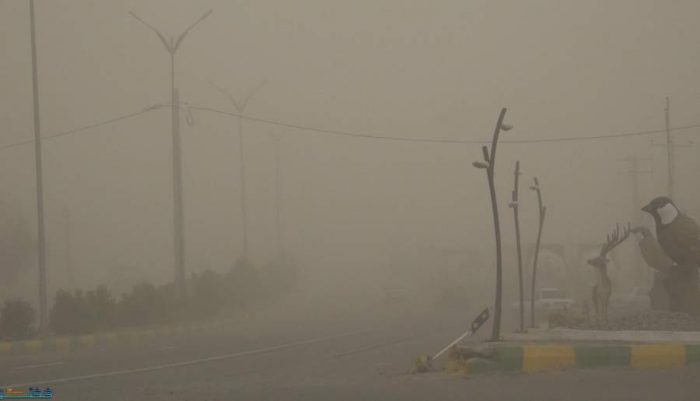 تعطیلی مدارس فهرج بدلیل طوفان شن