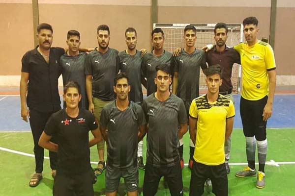 قهرمانی تیم ستارگان جنوب نرماشیر در مسابقات فوتسال جام رمضان فهرج