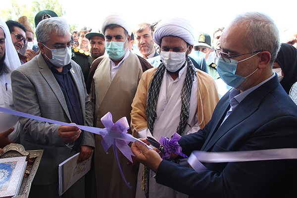 افتتاح پروژه های درمانی و ورزشی در فهرج