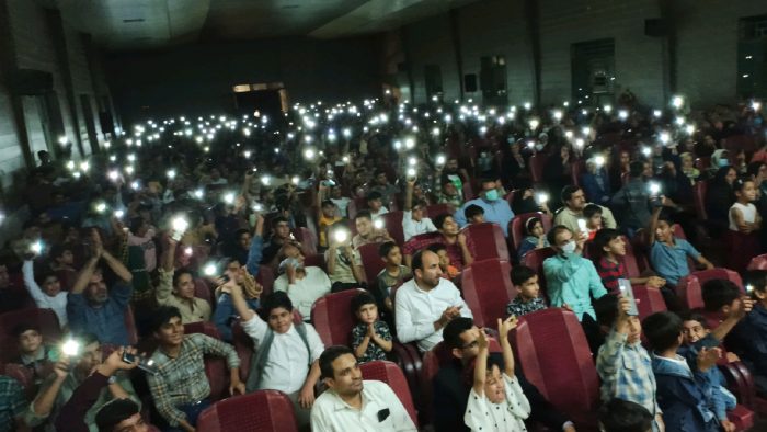 فهرج غرق در شور و سرور میلاد امام رئوف