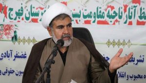 درخواست خانواده شهدا برخورد جدی با اغتشاشگران و سلبریتی های تحریک کننده است