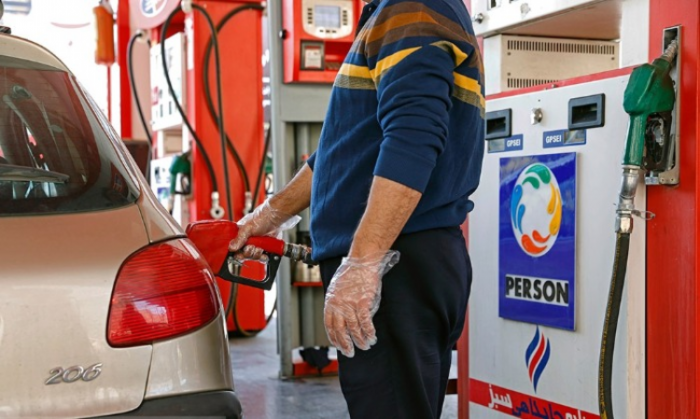 تداوم معضل صف‌های طولانی در جایگاه‌ سوخت فهرج