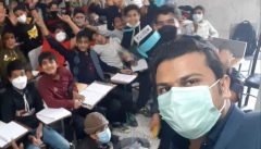 گفتگوی خواندنی با معلم فهرجی که هم نمونه شهرستانی شد و هم استانی؛ مشاور جوانی که برای دیدار با رهبر انقلاب لحظه شماری میکرد