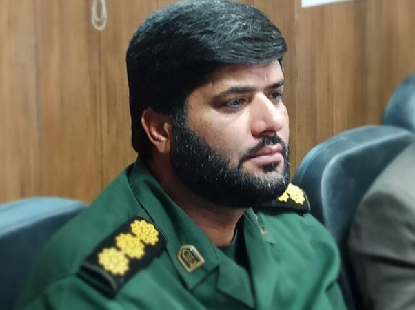 بسیج، متمایز از همه ارگان‌ها و نهادهاست