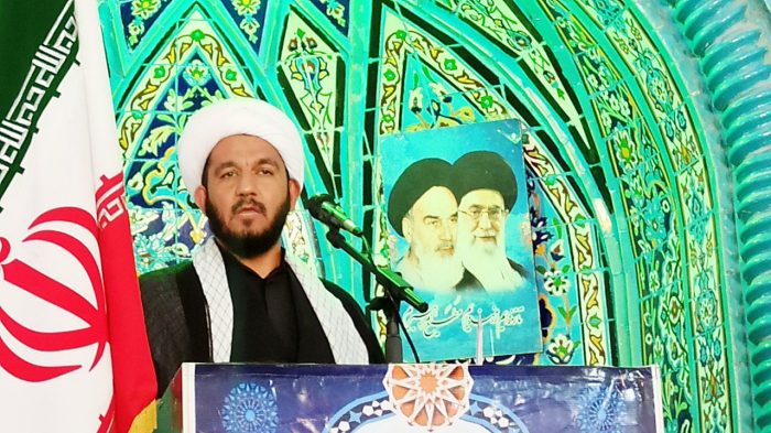 بزرگترین مبارزه با استکبار، خدمت به مردم است