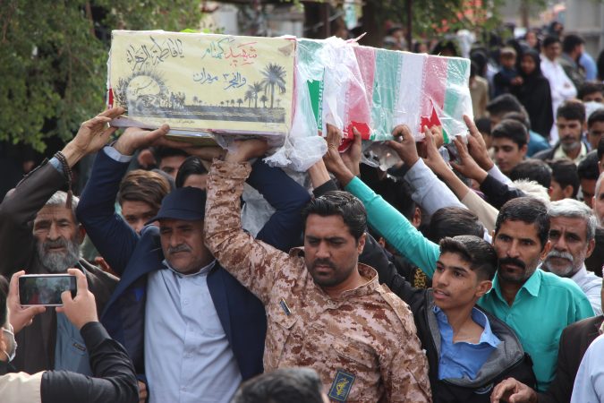 تشییع باشکوه آلاله‌ فاطمی در فهرج