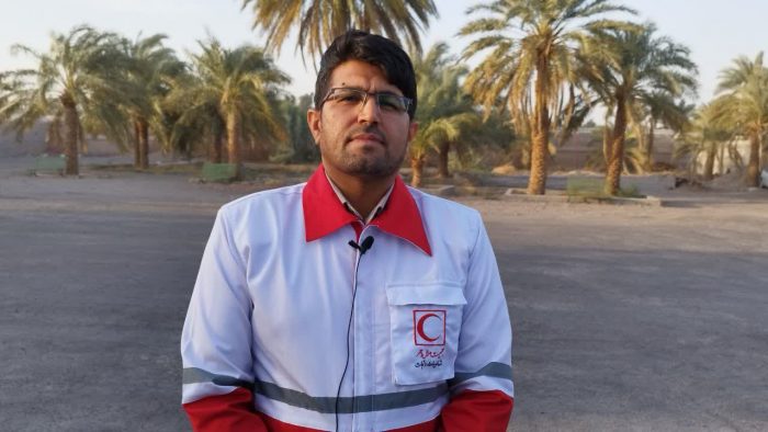 طوفان شدید، برق ۱۳ روستای فهرج را قطع کرد/مسدود شدن ۲ راه روستایی