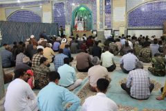 حضور اکثریت مردم در آیین عبادی سیاسی این هفته با لباس مقدس بسیجی و پاسداری