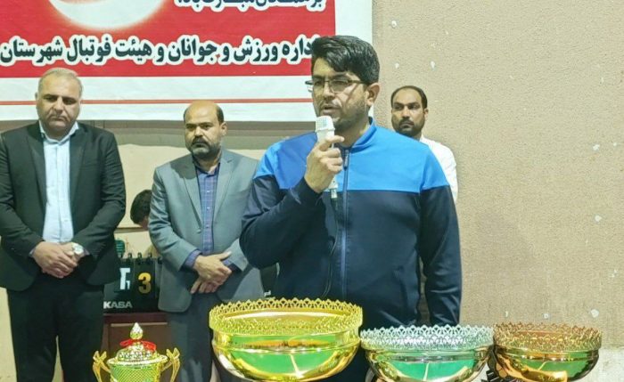 اضافه شدن ۱۷ سانتی متر به سرانه ورزشی فهرج طی ۲ سال گذشته