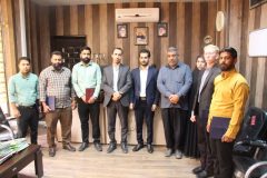 مسئولین شهرستان باید نقدپذیر باشند