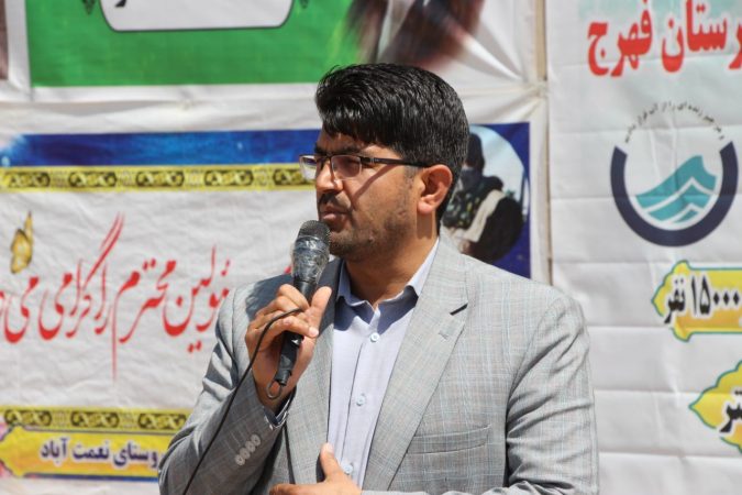 سپاه قهرمان به معنای کامل دست دولت را در فهرج گرفت