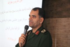 سرهنگ سنجری معمار کارهای عمرانی در ناحیه فهرج بود