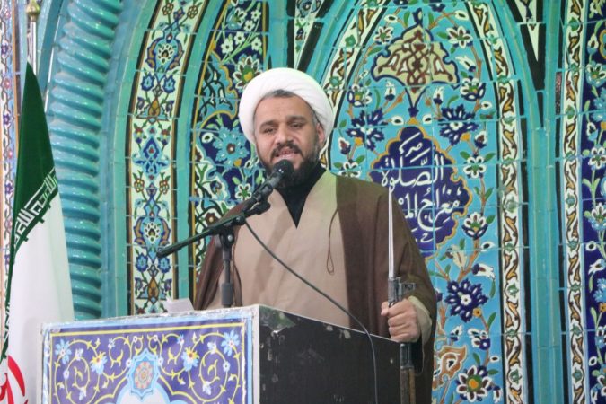 انتقاد شدید امام جمعه فهرج از وضعیت دانشگاه این شهرستان