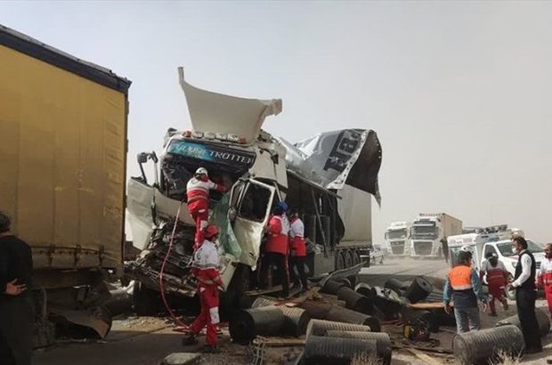 جان‌باختن ۷۰۰ نفر در تصادفات جاده‌ای استان کرمان
