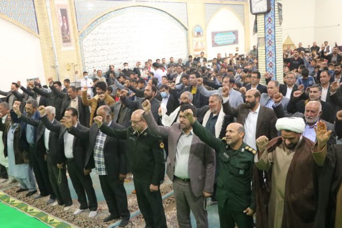 طنین شعار مرگ بر فتنه گر در فهرج