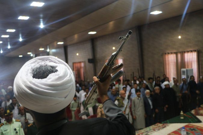 عشایر فهرج فریاد مرگ بر آمریکا و اسراییل سر دادند