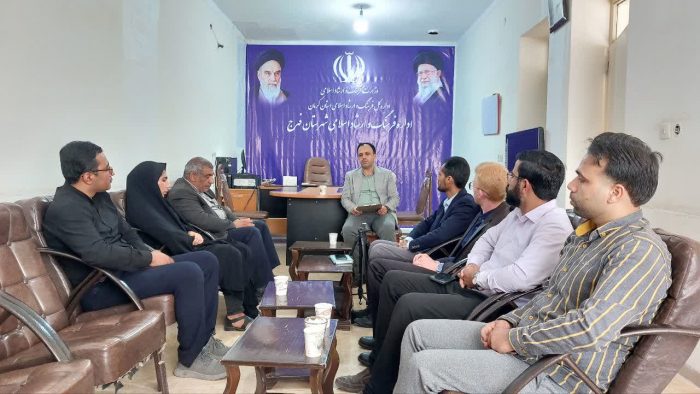 خبرنگاران زبان گویای مردم هستند