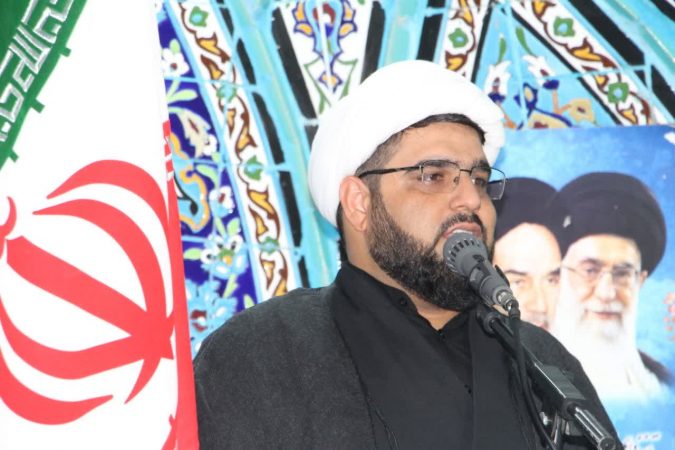 بحران سازی در جامعه اشتباه است