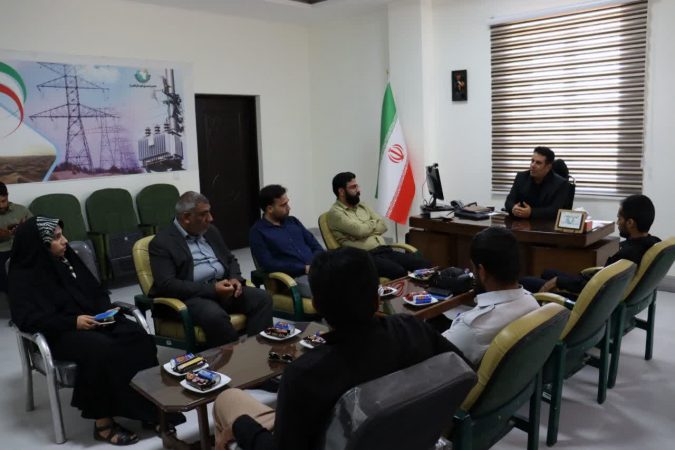 افتتاح ۵۹ پروژه برق رسانی در فهرج همزمان با هفته دولت