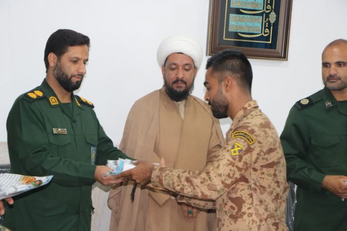 برگزاری آیین گرامیداشت روز سرباز در ناحیه سپاه فهرج