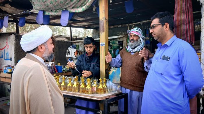 بازدید امام جمعه فهرج از پنجشنبه‌ بازار