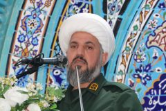 خط قرمز ما امام جامعه است